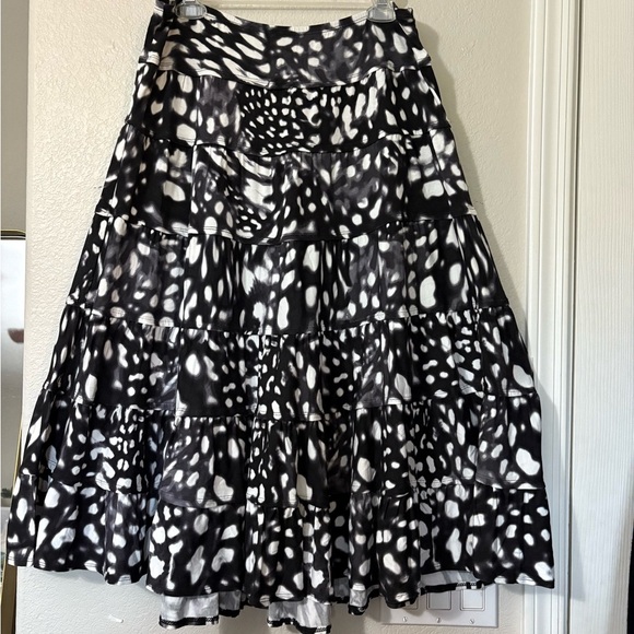 Black and White Full Tiered Circle Midi Skirt. Very Soft Rayon, Elastic Pull On - Picture 1 of 7